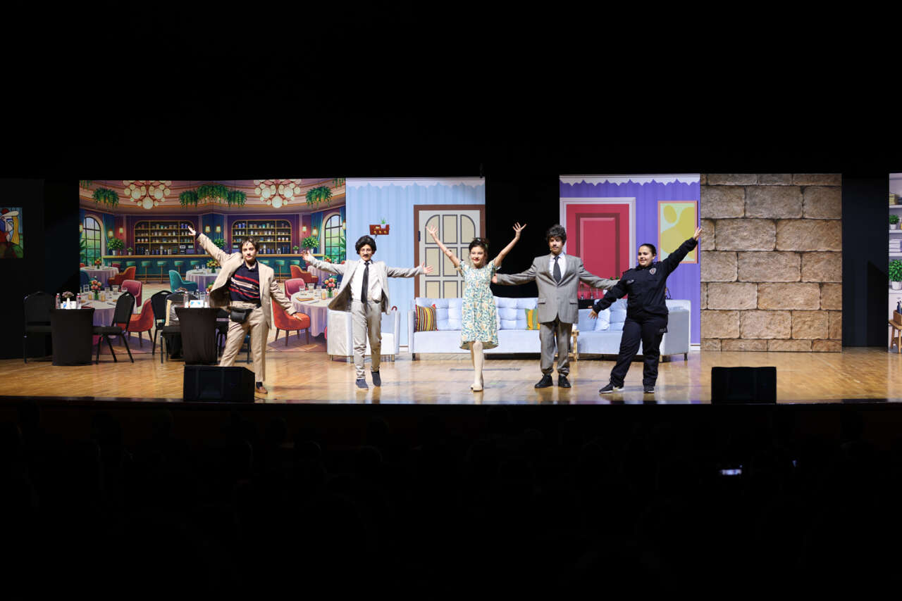 Konya’da eğlence dolu tiyatro gösterisi 19